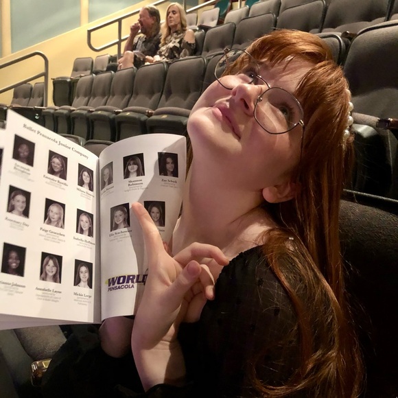 Meet your Posher, Shannon - Picture 1 of 1